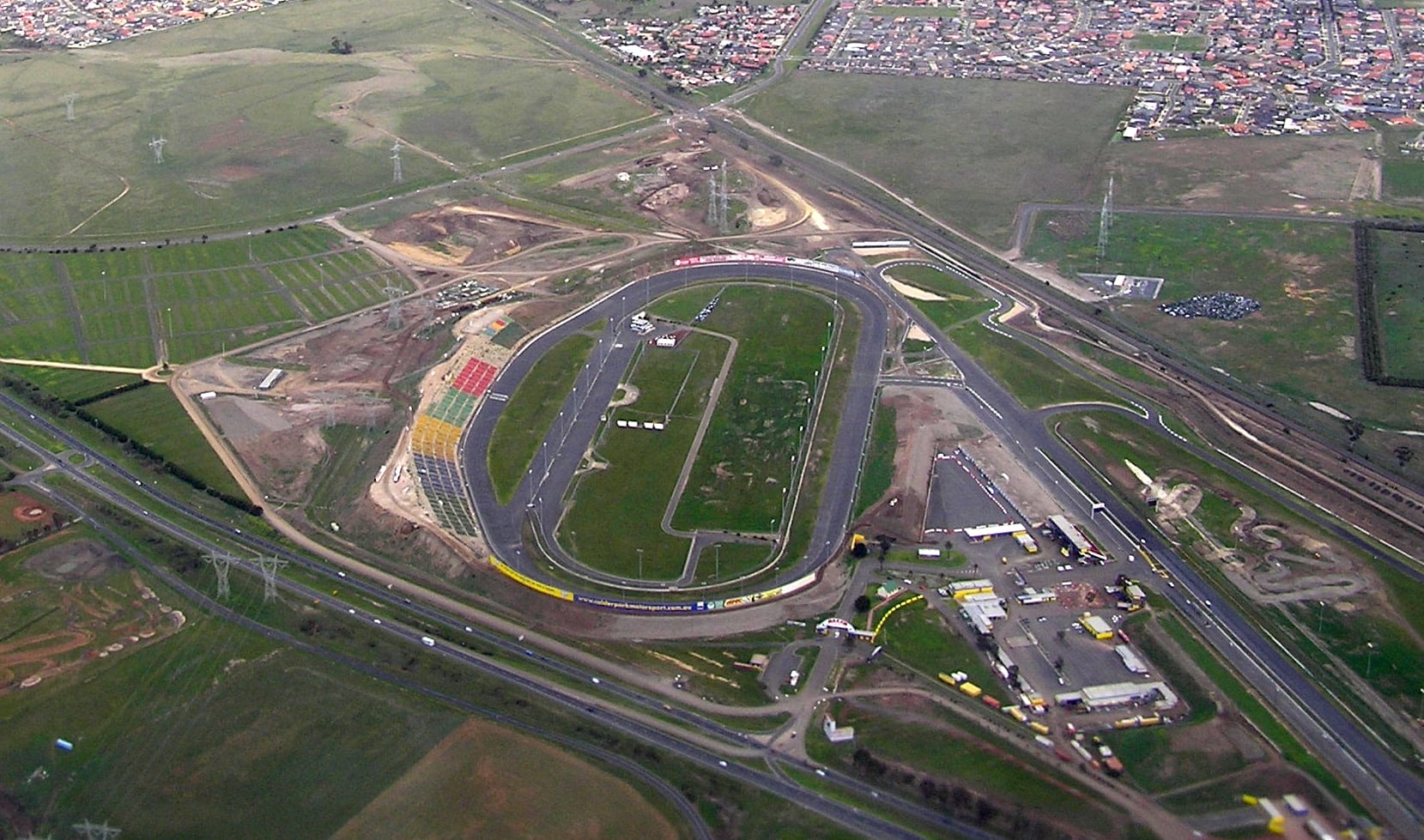 Calder park raceway image
